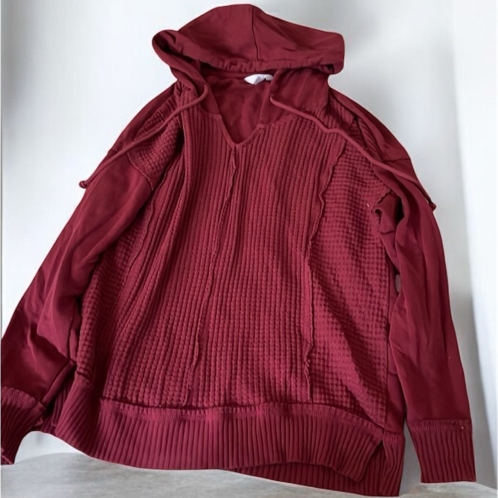 Women’s hoodie. Medium